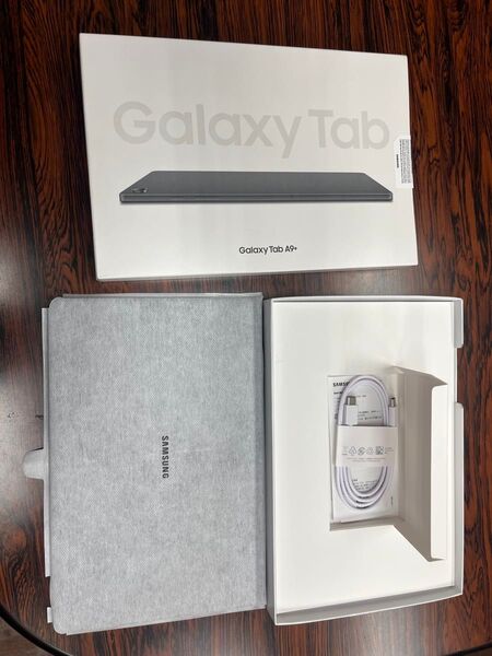 Galaxy Tab A9+ 11インチ メモリー4GB ストレージ64GB グラファイト Wi-Fiモデル 社外付属有り
