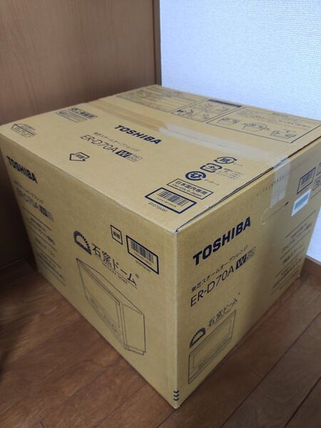 新品未開封 東芝 ER-D70A(W) オーブンレンジ 石窯ドーム 26L グランホワイト