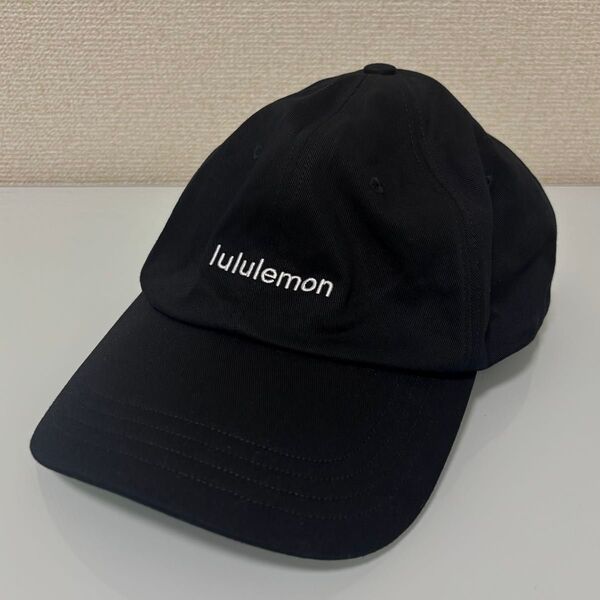 Lululemon ルルレモン ロゴ キャップ ブラック 帽子 黒 調節可能 サイズ56