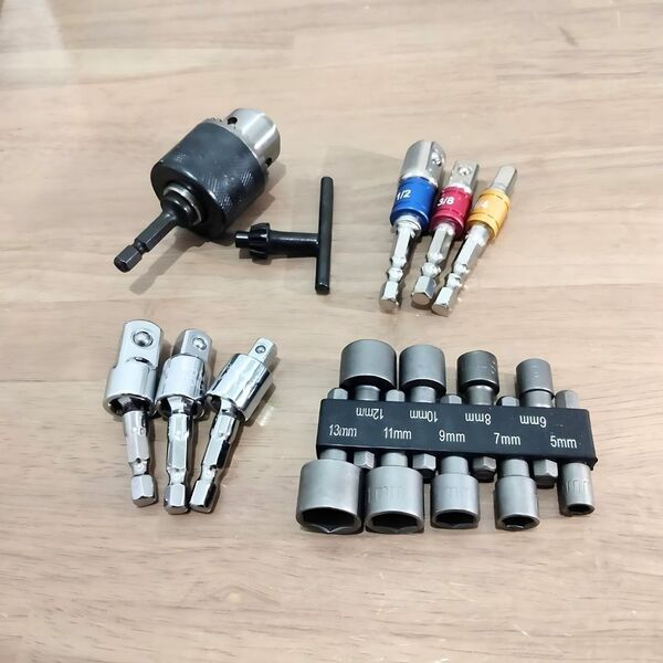 工具セット まとめ売り ドリルチャック ソケットアダプター ソケットビット 新品 ソケットレンチ 六角ビット 六角軸 大量