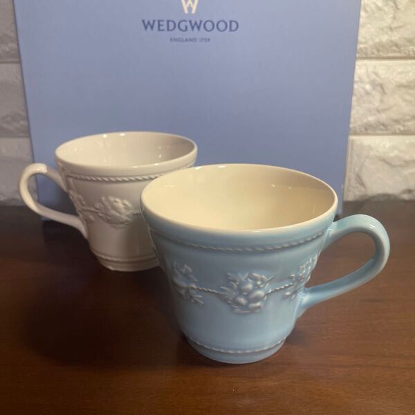 フェスティビティ マグカップペア 350ml 1054014 (アイボリー・ブルー)ウェッジウッド WEDGWOOD箱無し
