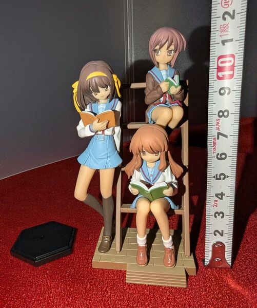 ジャンク 涼宮ハルヒの憂鬱 3人娘フィギュアコレクション