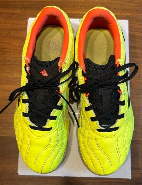 キッズ adidas COPA 室内用 フットサルサルシューズ