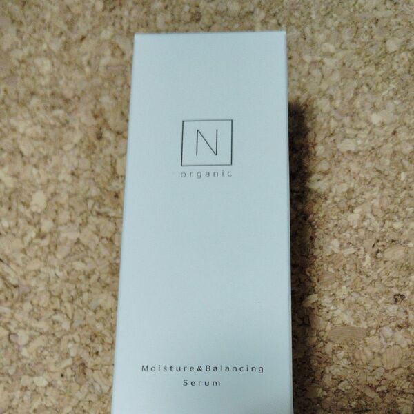 N organic モイスチュア&バランシングセラム 60ml