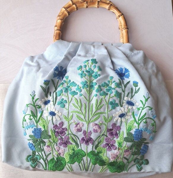 ハンドメイド 刺繍バッグ 花刺繍 手提げバッグ トートバッグ