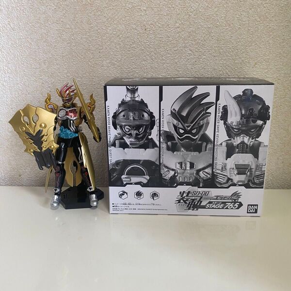 【最終値下げ】装動 仮面ライダーエグゼイド STAGE765&ゲムデウスクロノス