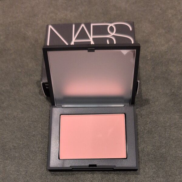 送料込 NARSブラッシュ パウダーチーク Impassioned 4136 4.8g