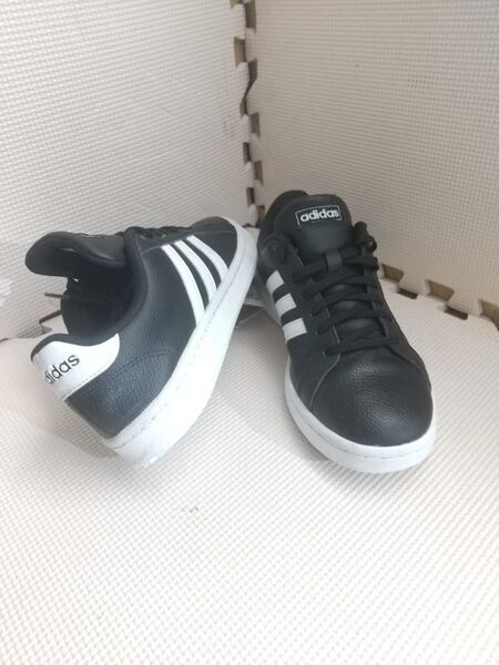 adidas(アディダス) スニーカー グランドコートベース BLACK 25cm F36393 2800円に戻しました。