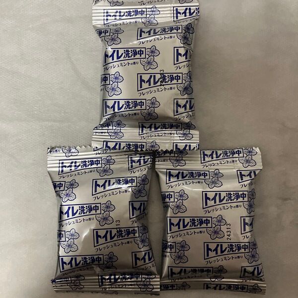 ブルーレット トイレ洗浄中 3錠