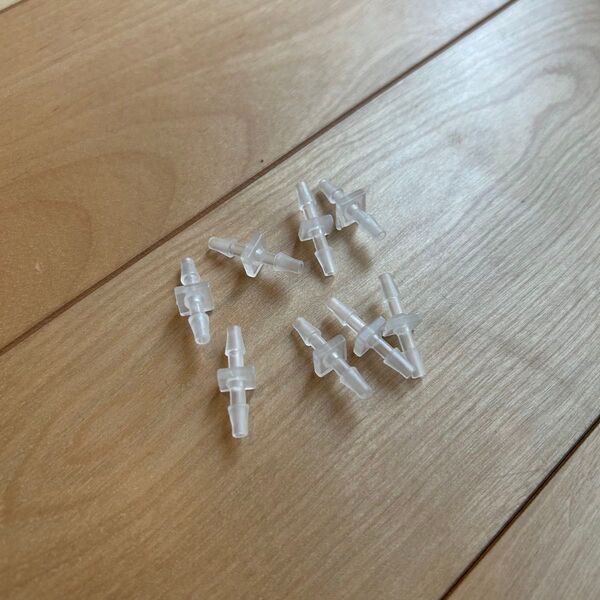プラスチックホースバーブフィッティング 1/8"" x 1/8""