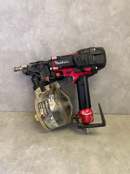 makita マキタ AN636H 高圧 65mm 釘打ち機