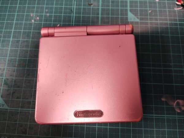 【中古】【ジャンク扱い品】任天堂 ゲームボーイアドバンスSP パールピンク 本体 AGS-001