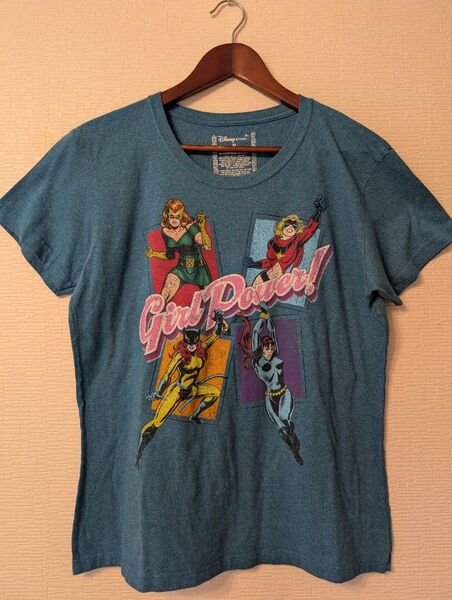 USA古着 アメコミ ディズニーストア マーベルイラストプリント半袖tシャツ 青 XL