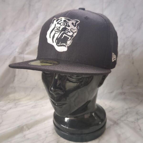 NEW ERA 59FIFTY キャップ 阪神タイガース モノクロ虎ロゴ ニューエラ