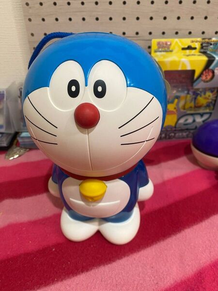 ドラえもん 貯金箱 空です