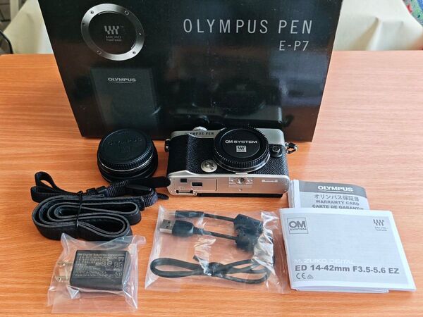 美品 OLYMPUS PEN E-P7 14-42mm EZ レンズキット シルバー