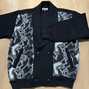 男のカーディガン