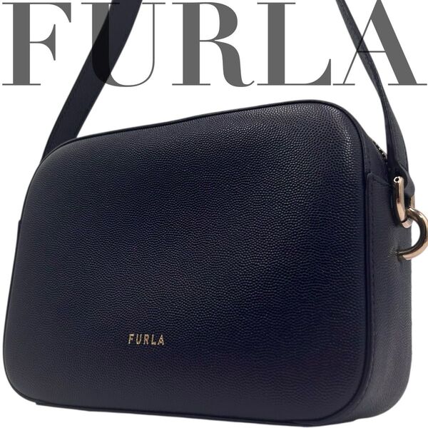極美品 FURLA フルラ ショルダーバッグ カメラバッグ オールレザー ダークネイビー 濃紺 ロゴ 斜め掛け◎