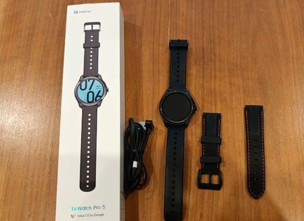 TicWatch Pro 5 Wear OS おまけ付き スマートウォッチ