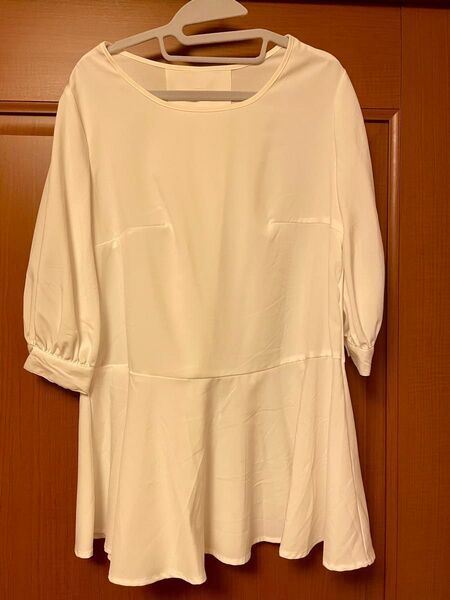 INGNI トップス 白 M シャツブラウス ホワイト ペプラム チュニック
