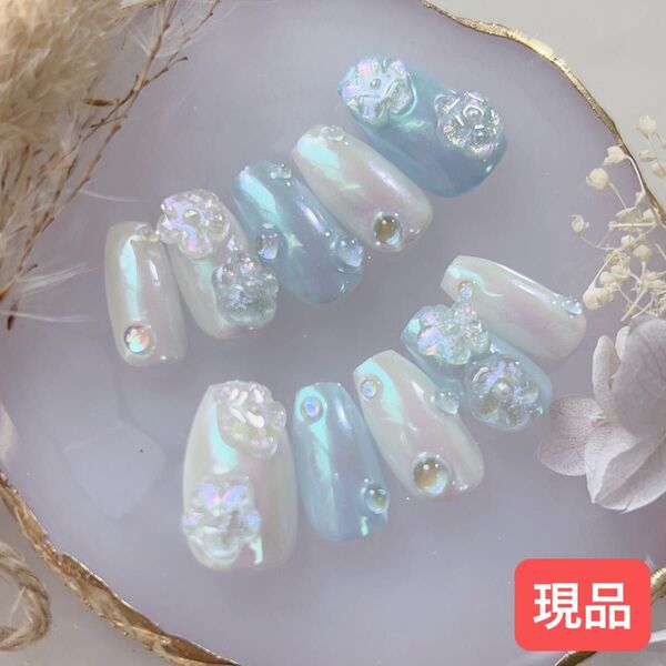 現品 ニュアンスネイル ぷっくりフラワー 花 雫 うるうる 水色 白 ホワイト オーロラ 夏 韓国 ガーリー ジェル ネイルチップ