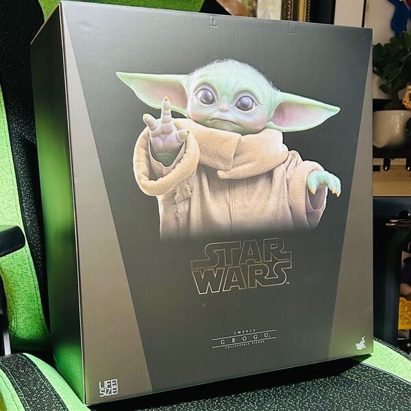 ホットトイズ LMS015 マンダロリアン 1/1 グローグー(キャリーバッグ付き) hottoys