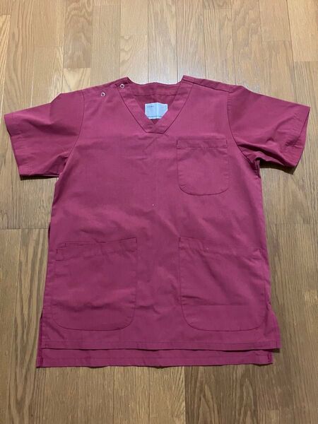 【服】医療用スクラブ−レッド系