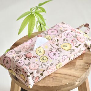 まるいお花 くすみピンク 吊り下げティッシュケース