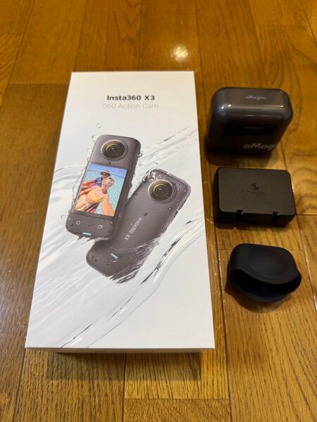 Insta360 X3【美品】 予備バッテリー、レンズキャップ、バッテリー充電器付属