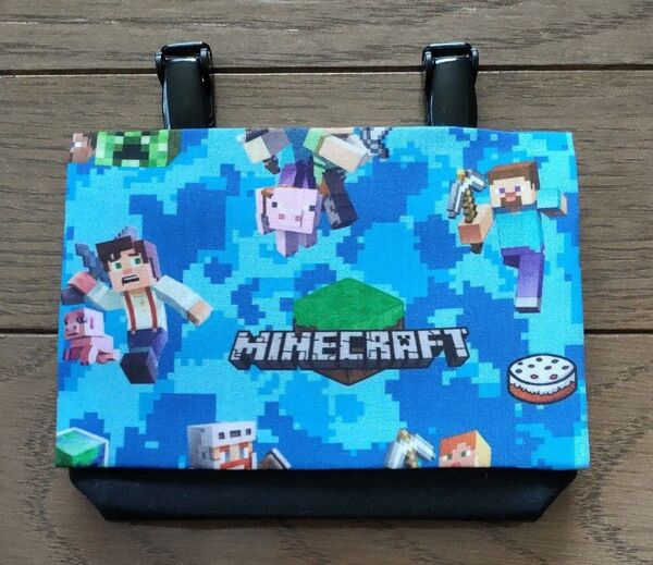大きめ移動ポケット マチ付き ポケットティッシュ入れあり マインクラフト ハンドメイド