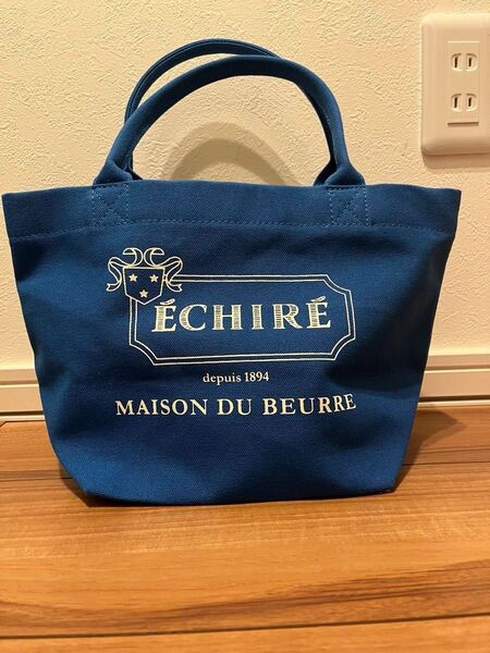 ECHIRE エシレ 青トートバッグ キャンパス