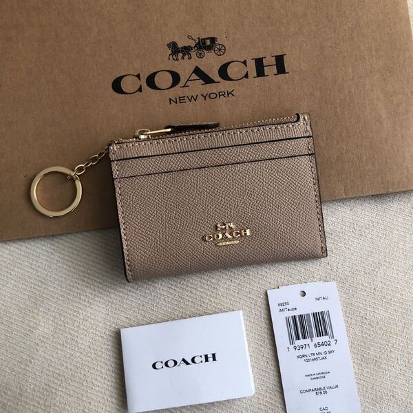 新品 COACH コーチ 定価17,600円 レザー コイン パス IDケース キーリング付き 財布