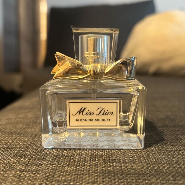 ミスディオール ブルーミングブーケ 30ml