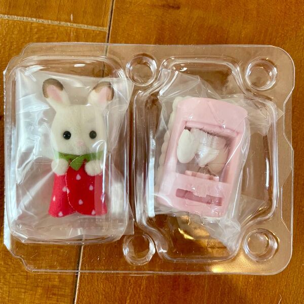 シルバニア ケーキパーティーシリーズ ケーキのくるま ショコラウサギの小さい赤ちゃん