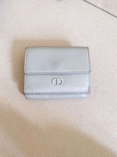 【売り切りたいので値下げ相談承ります!】即購入可 Dior Christian Dior 三つ折財布 レザー