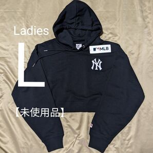 【未使用品Ladies・Lサイズ】ニューヨーク・ヤンキース●ショート丈●パーカー●黒