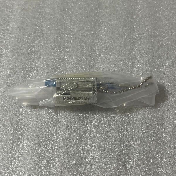 ステッドラー ミニチュアチャーム マルス ルモグラフ&ステッドラーシャープナー 鉛筆 ガチャ カプセルトイ 文房具 キーホルダー