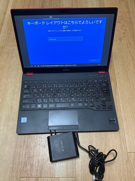 Fujitsu Lifebook FMV UH75/B1 レッド 富士通