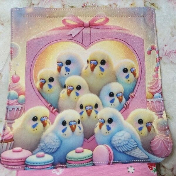 即購入不可。購入前に必ずコメント下さい(*^^*)お値段変更します。インコちゃんのトイレットペーパーカバー ハンドメイド