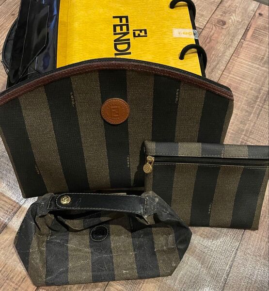 FENDI フェンディ ポーチ3点セット クラッチバッグ 小物入れ 化粧ポーチ