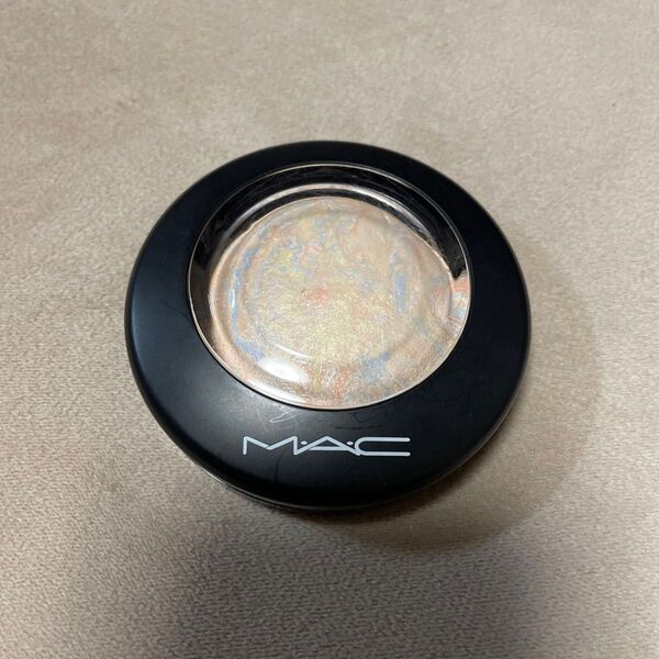 MAC マック ミネラライズ スキンフィニッシュ ライトスカペード フェイスパウダー