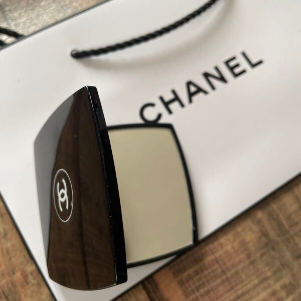 CHANEL シャネル コンパクト ミラー