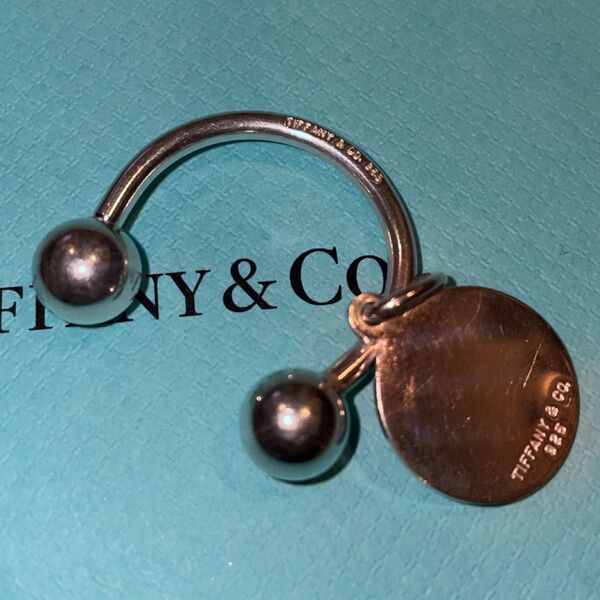 TIFFANY&CO. ティファニー ラウンドタグ キーリング キーホルダー アクセサリー チャーム リターントゥ