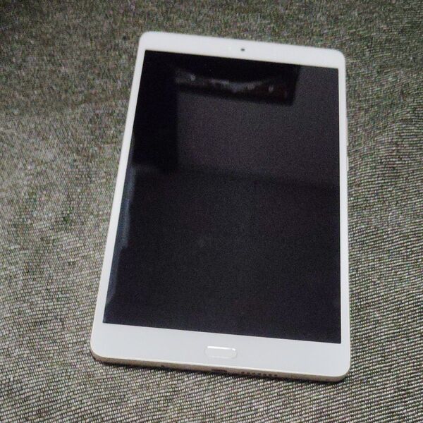 【極美品】docomo dtab Compact d-01J ゴールド 本体のみ