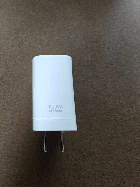 OPPO純正SUPERVOOC 急速充電器 100W ホワイト OPPO OnePlus対応