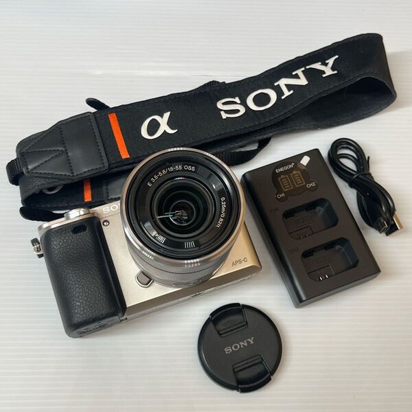 SONY α6000 ズームレンズキット ILCE-6000 シルバー 動作確認済 充電器 ストラップ 付き