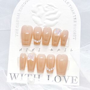 マグネットフレンチ ベージュ 蝶々 ネイルチップ つけ爪 春 夏 秋 冬 結婚式 入学式 卒業式 成人式 韓国 現品販売