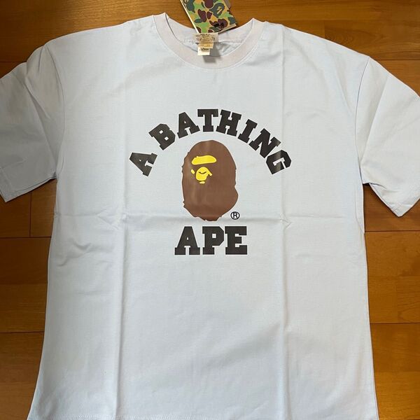 APE 半袖Tシャツ 男女兼用 Lサイズ ライトブルー 早い者勝ち