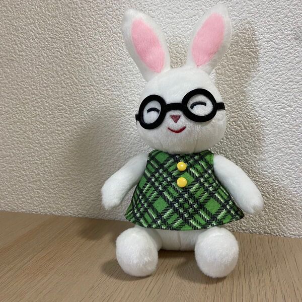 めがねうさぎ ぬいぐるみ せなけいこ