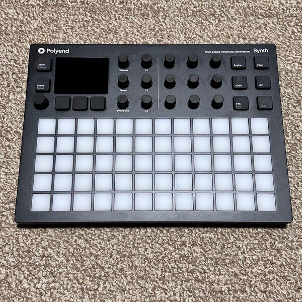 Polyend Synth ポリフォニックシンセサイザー
